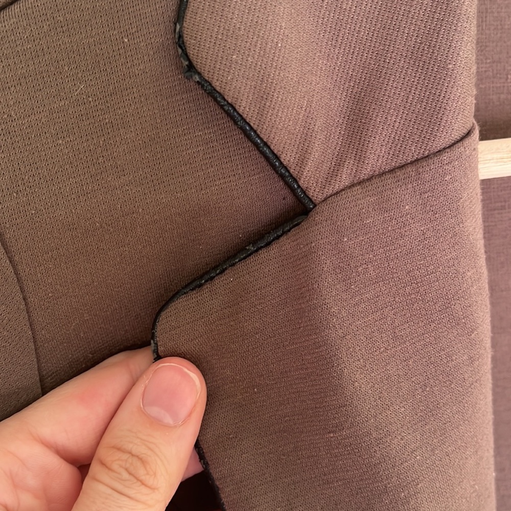 Blazer - Picture 6 of 6